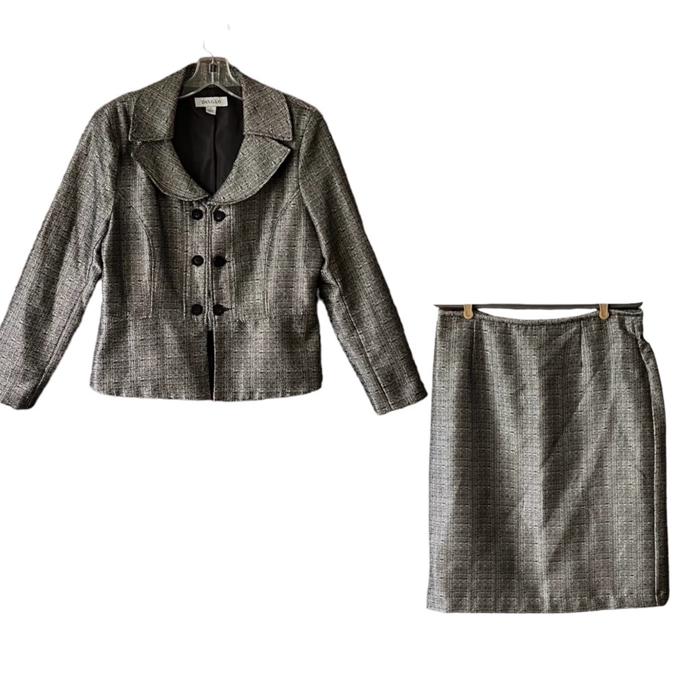 Danillo Skirt/Jacket Classy, Stylish Business Matching Skirt Set. Size 12